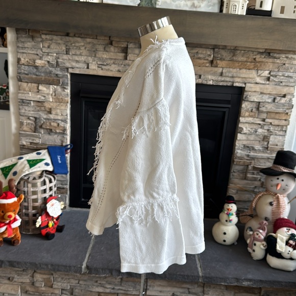 White Crow Treat me tender fringe knit sweater - Picture 7 of 10